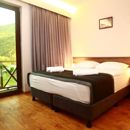 Hotel Tsesi מראה חיצוני תמונה